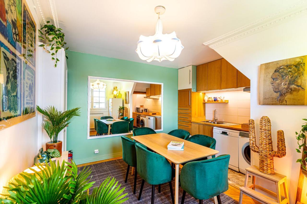 Art & Curiosity Cabinet Style Appartement With Paris View, Villa Des Ammonites 뫼동 외부 사진